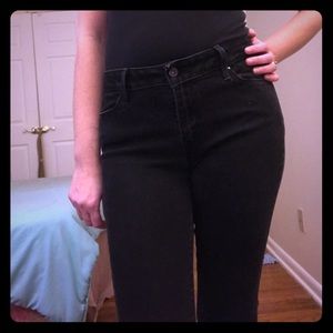 🚫SOLD🚫Levi’s Sexy Black Hi Waisted Legging Jeans